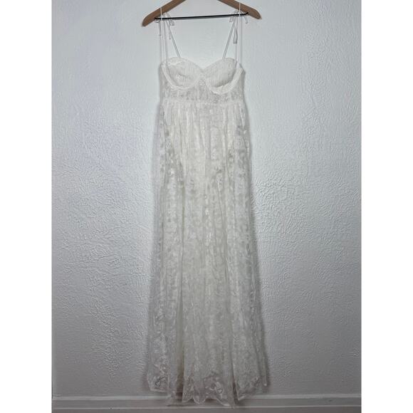 For Love & Lemons Lorena Lace Maxi Dress in White NWT Size Small - Picture 3 of 7